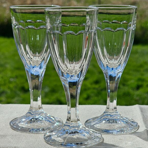 3 Heisey Colonial Panels Cordial Glasses 4.75" USA 1935 signed H fluted style - Picture 10 of 10